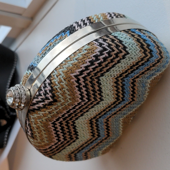 Missoni style clutch - Picture 2 of 2